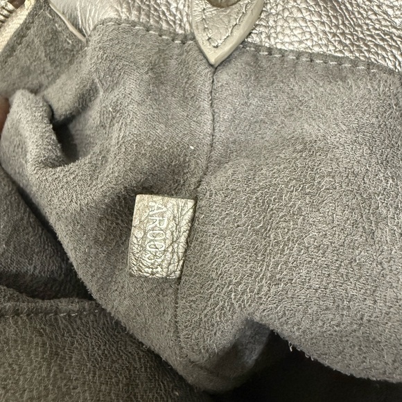 Louis Vuitton Metallic Mahina Bag - Picture 12 of 12